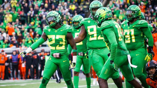 Defense Celebrating Oregon State